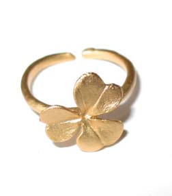 Clover Leaf Ring
